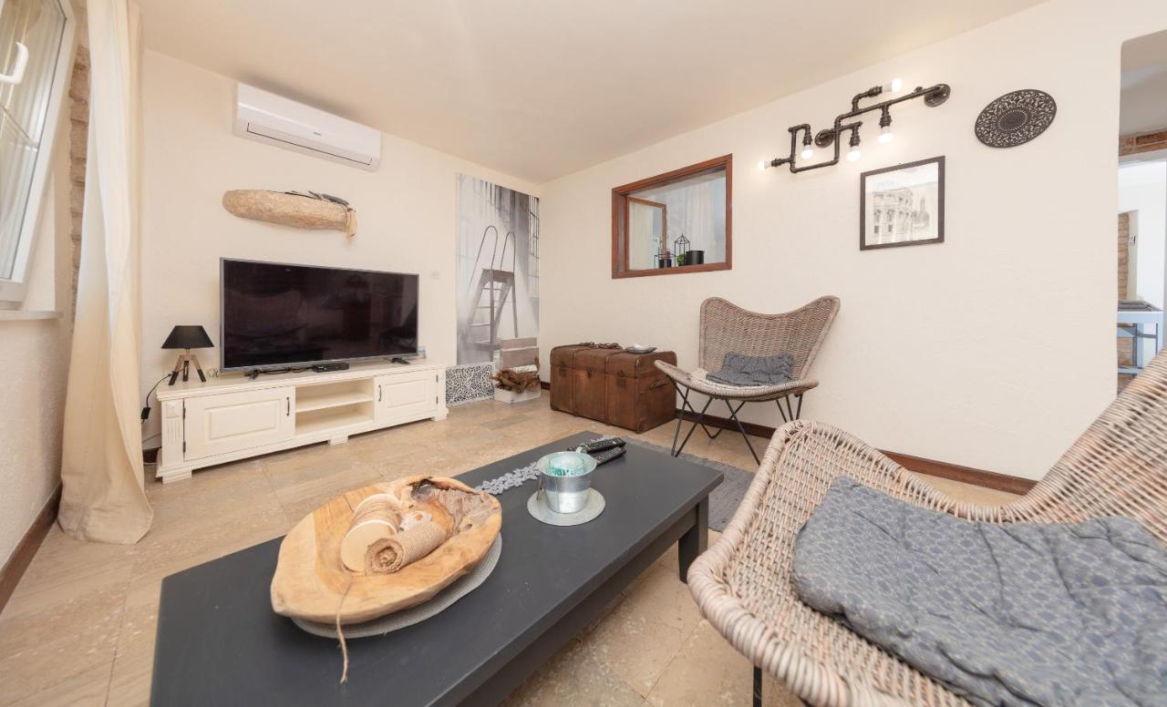 Casa Mia - Apartman Zara Medulin Eksteriør billede